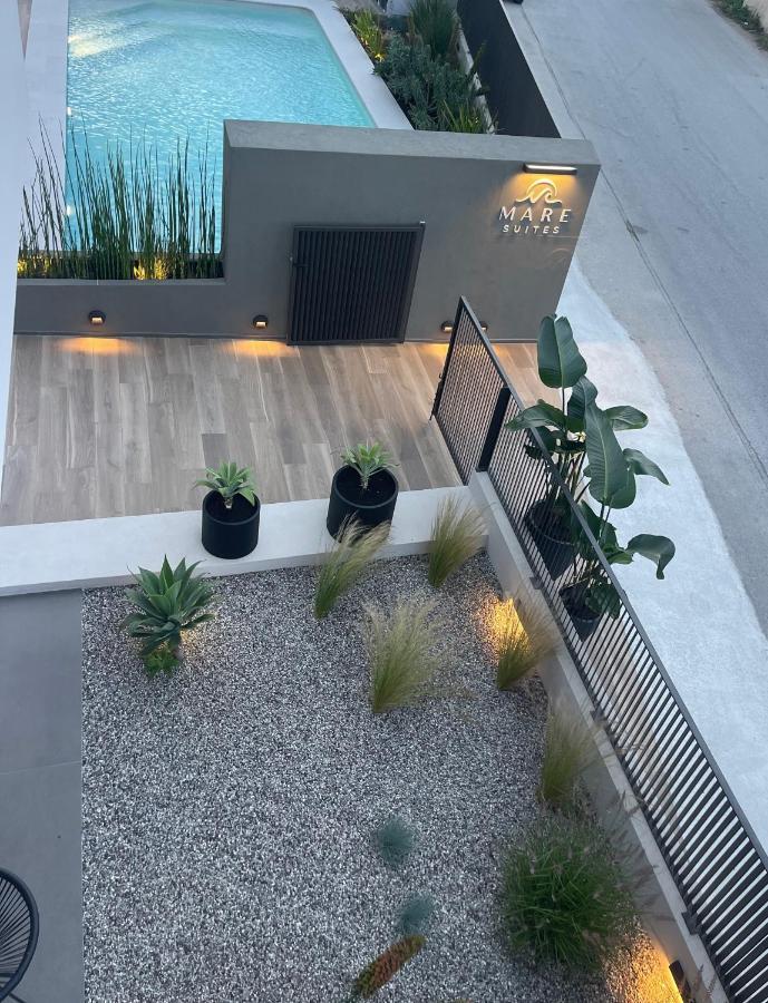 Mare Suites Lechaio Екстер'єр фото